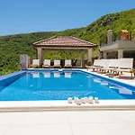 Beautiful In Ricice *